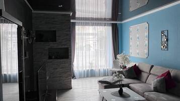 Fernseher, Stereoanlage