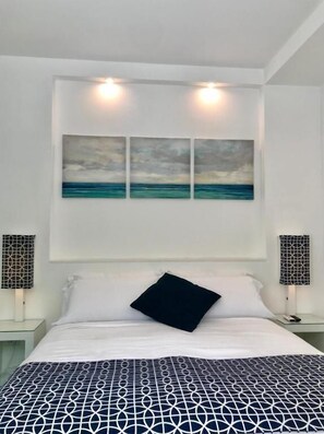 Deluxe Double Room | Desk, blackout drapes, iron/ironing board, free WiFi - Sorrento Olive Tree Garden (Sorrento)