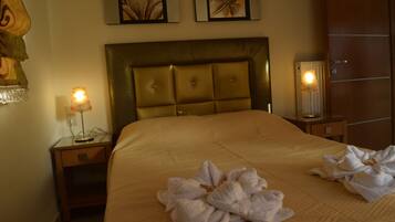 Departamento, 2 habitaciones | 2 habitaciones y espacio para trabajar con laptop