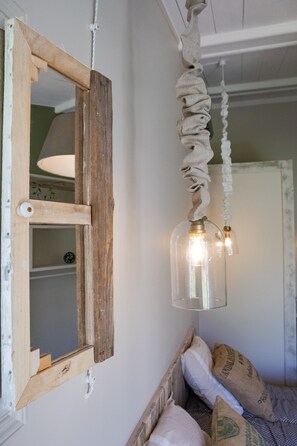 Chambre Double Classique (L'Atypique) | Rideaux occultants, chambres insonorisées, fer et planche à repasser