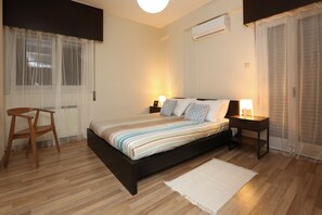 2 bedrooms, iron/ironing board, WiFi, bed sheets - The Bridge-House Apartment (Nicosia)