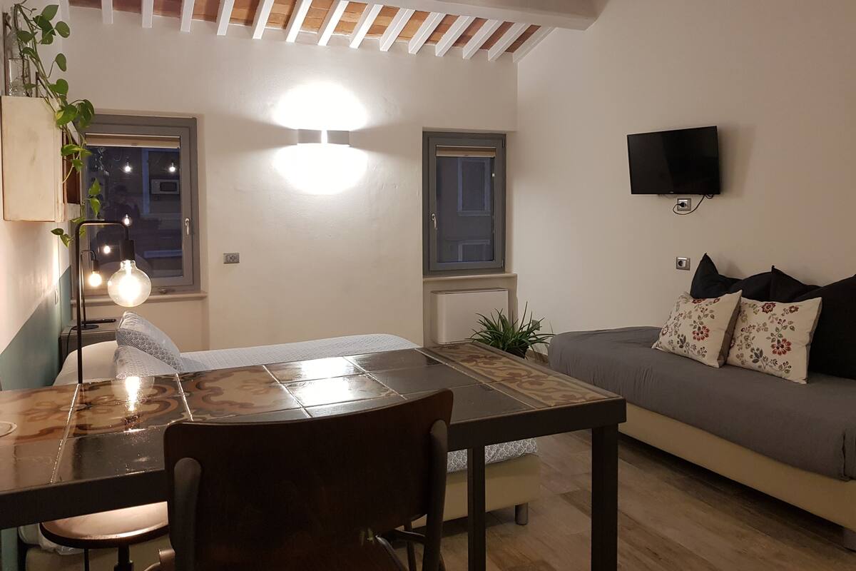 Standard Studio | Individually decorated, individually furnished, soundproofing, free WiFi