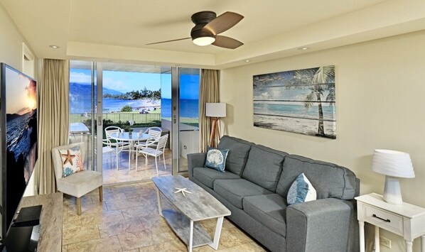 TV - PRESTINE*CHIC*Beachy & Fully Remodeled & Oceanfront (Kihei)