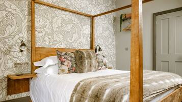 Kahden hengen huone, oma kylpyhuone (Room 7) | 1 makuuhuone, yksilöllisesti sisustettu, yksilöllisesti kalustettu