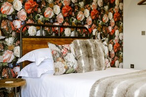 1 quarto, individualmente decorados, individualmente mobiliados