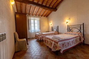 2 Schlafzimmer, Bügeleisen/Bügelbrett, kostenloses WLAN