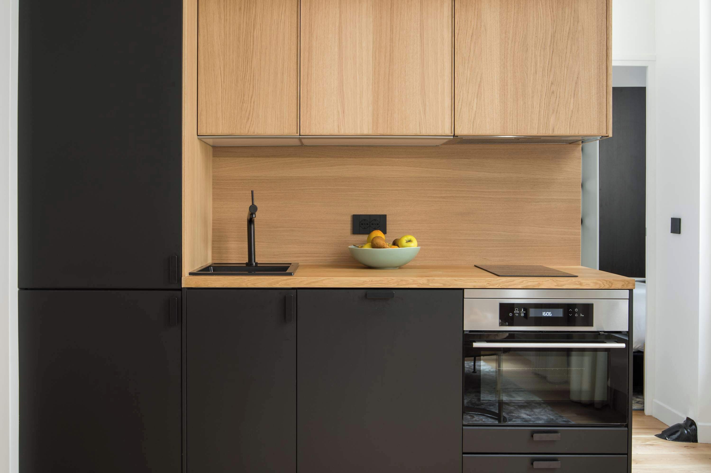 Réfrigérateur, micro-ondes, four, lave-vaisselle