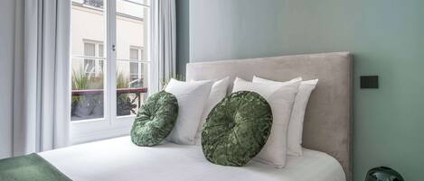 4 chambres, fer et planche à repasser, Wi-Fi, draps fournis