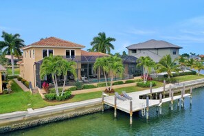 House, Multiple Beds (Stunning home with pool, spa and huge) | Lake - Stunning Home With Pool, spa and Huge Waterview (Marco Island)