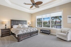 House, Multiple Beds (Stunning home with pool, spa and huge) | 5 bedrooms - Stunning Home With Pool, spa and Huge Waterview (Marco Island)