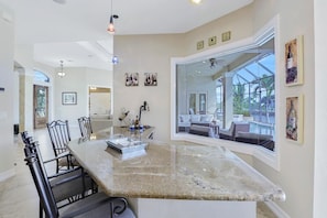 Dining - Stunning Home With Pool, spa and Huge Waterview (Marco Island)