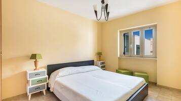 3 camere, ferro/asse da stiro