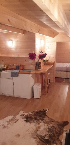 The Oxford Cabin, Captivating, Customisable & Cosy