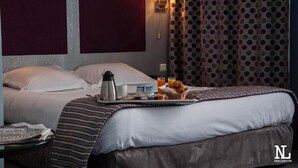 Standard Double Room - L'Univers (Reims)