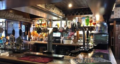 The Dog & Doublet Inn
