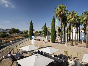 Exterior - Ibis Budget Sevilla Aeropuerto (Seville)