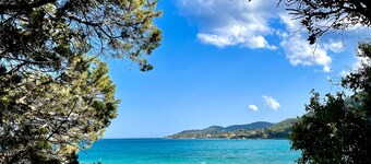 Cosy sea view villa with pool, gym, and beach 800 meters away