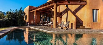 Villa Arenada,  elegant with pool and jacuzzi