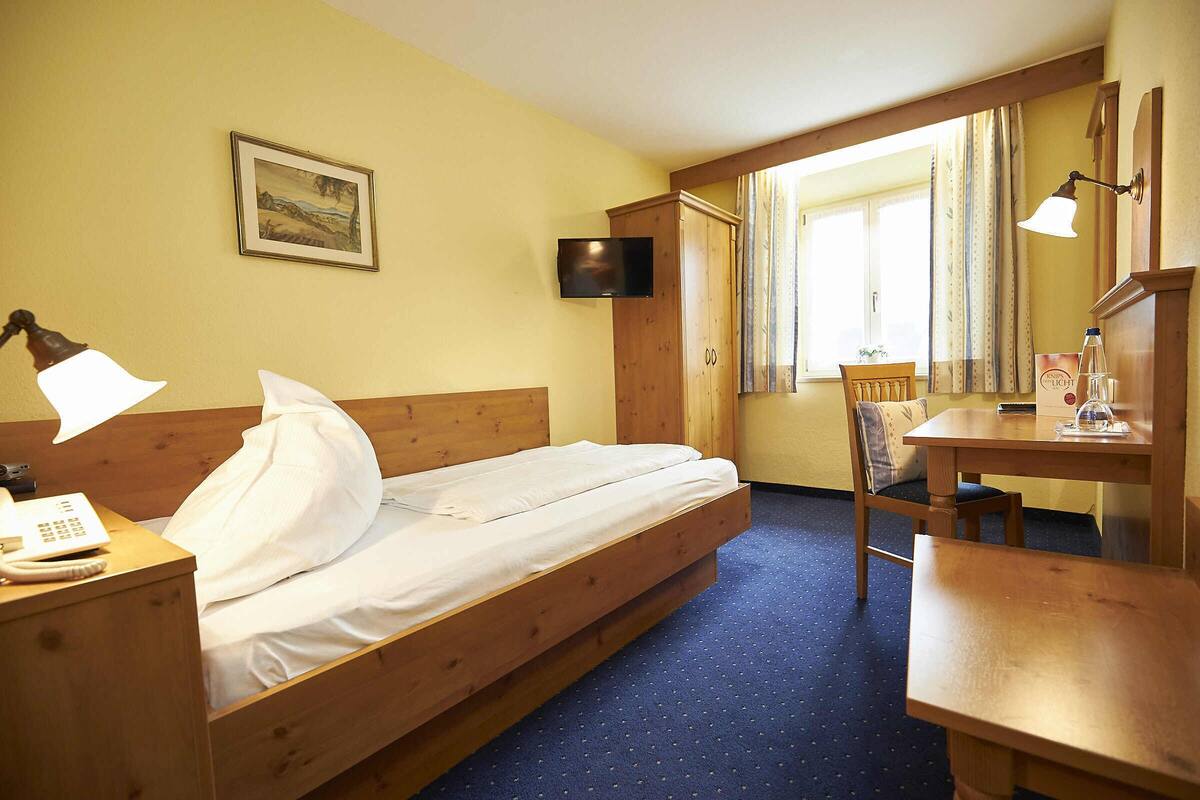 Standard Single Room, 1 Twin Bed | Hypo-allergenic bedding available, iron/ironing board (on request)