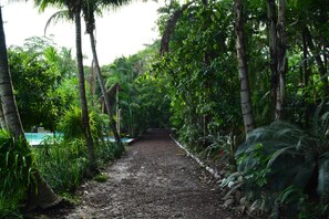 Außenpool, geöffnet von 08:00 Uhr bis 22:00 Uhr, Cabañas (kostenlos)