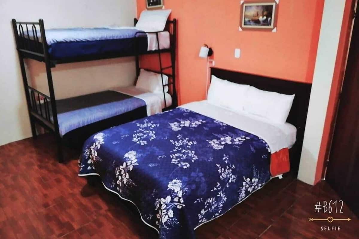 四人房 | 免费 WiFi、床单