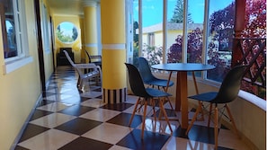 Exterior - Hostal Mariscal Sucre (Tababela)