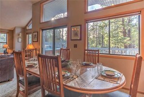 House, Multiple Beds, Hot Tub | Private kitchen