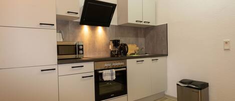 Fridge, microwave, oven