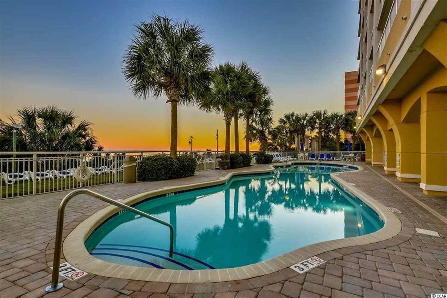 Best Oceanfront Views & Beach Access Prime Location Downtown