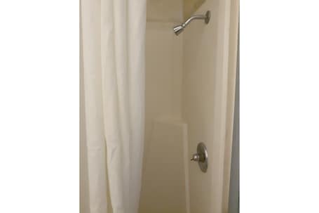 Room, 2 Double Beds, Non Smoking | Bathroom shower. OYO Hotel Durant MS Bowling Green Rd
