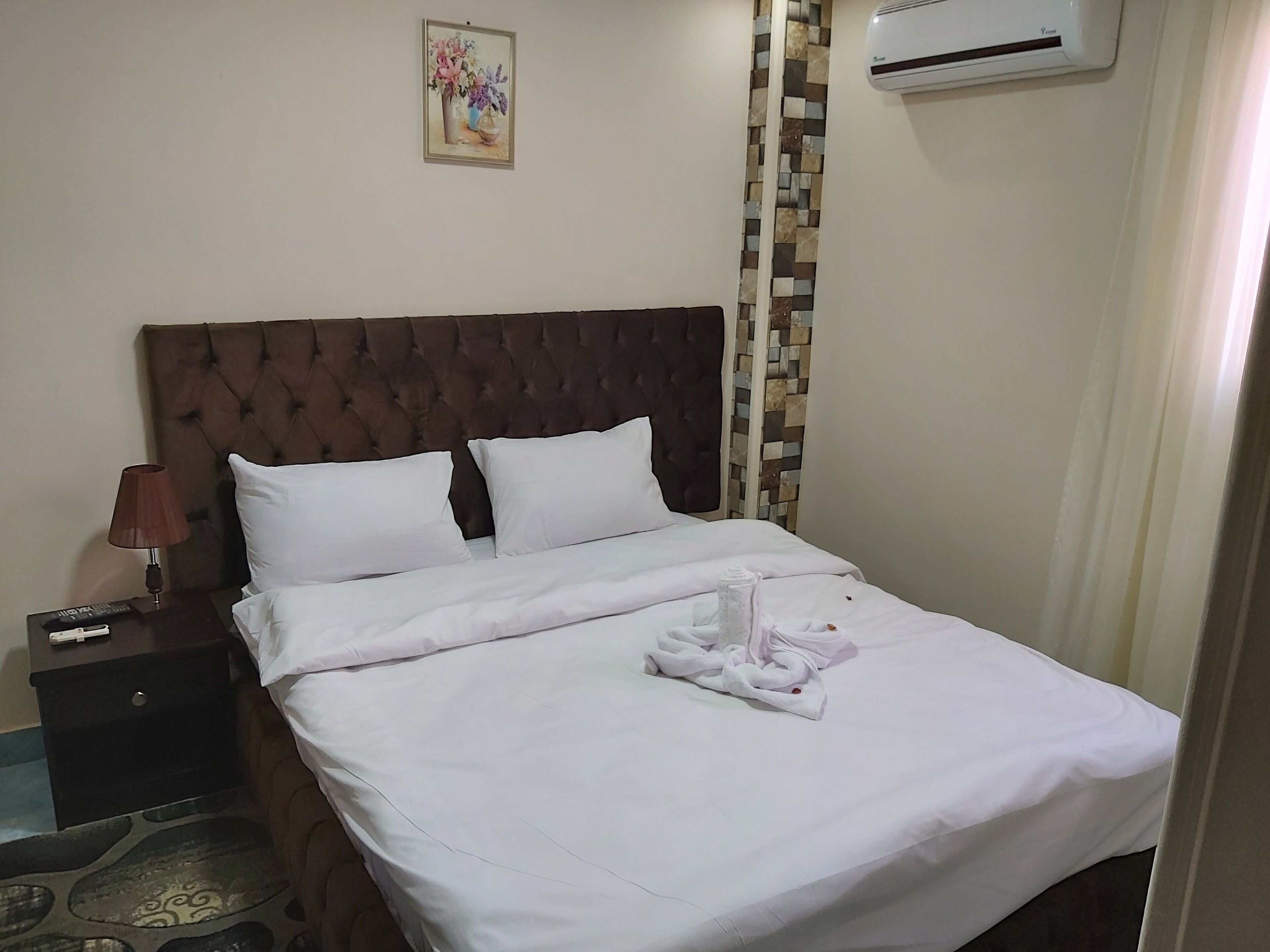 9 bedrooms, free WiFi