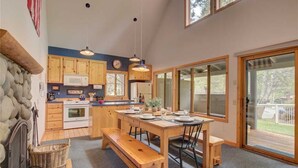 Ferienhütte, Mehrere Betten, Whirlpool | Eigene Küche