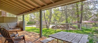 2 Circle 4 Cabin