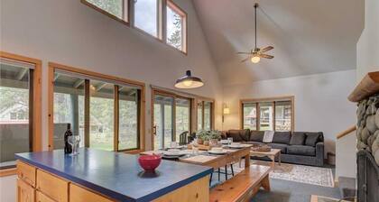 2 Circle 4 Cabin