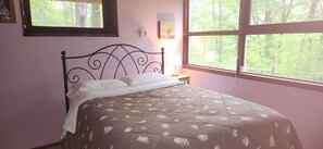 3 makuuhuonetta, ilmainen Wi-Fi, vuodevaatteet