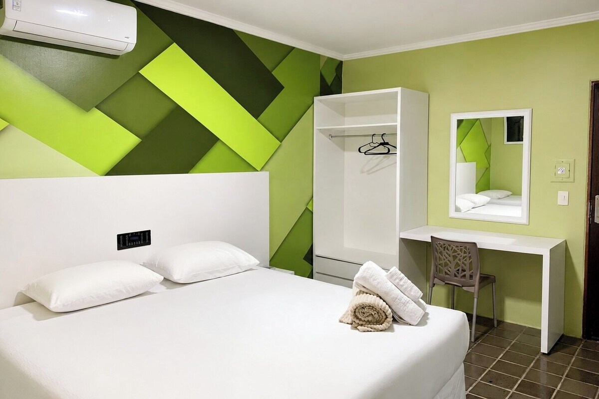 Deluxe Double or Twin Room | Hypo-allergenic bedding, desk, laptop workspace, blackout curtains