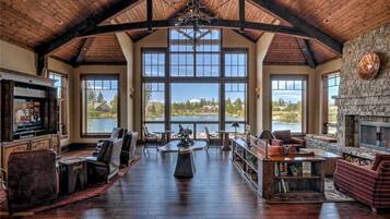 House, Multiple Beds, Hot Tub, Golf View | View from room