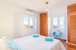 3 chambres, fer et planche Ă repasser, Wi-Fi gratuit, draps fournis