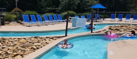 Piscina coperta, piscina all'aperto
