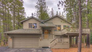 Unclassified image, 5 of 19, button - Killdeer Lane 1 (Bend)