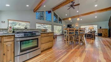 House, Multiple Beds, Kitchen, River View | Private kitchen | Fridge, microwave, oven, stovetop