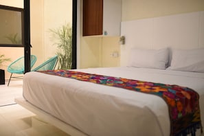 1 habitación, tabla de planchar con plancha y wifi
