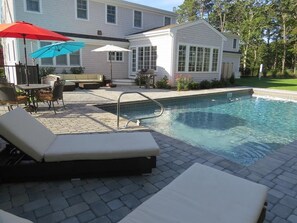 Outdoor pool - 6 Crocker Rise - Four Bedroom House (Harwich)