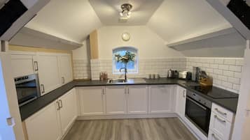 Apartemen, ensuite | Dapur bersama