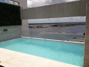 Pool - Apartamentos Premium en THE ONE DOWNTOWN (Asunción)