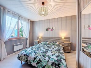 3 多间卧室、旅行婴儿床、免费 WiFi