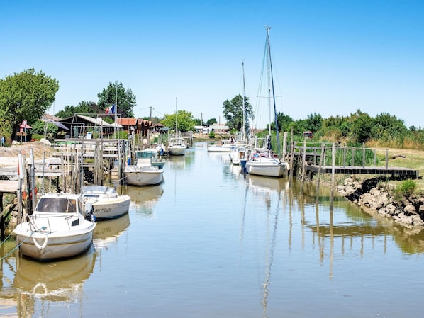 Marina - Stunning private villa for 6 people with private pool, WIFI and terrace (Saint-vivien-de-médoc)