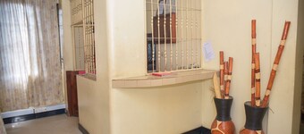 Royal Crown Kbg Hotel