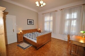 2 bedrooms, Internet, bed sheets