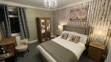 Minibar, individually decorated, individually furnished